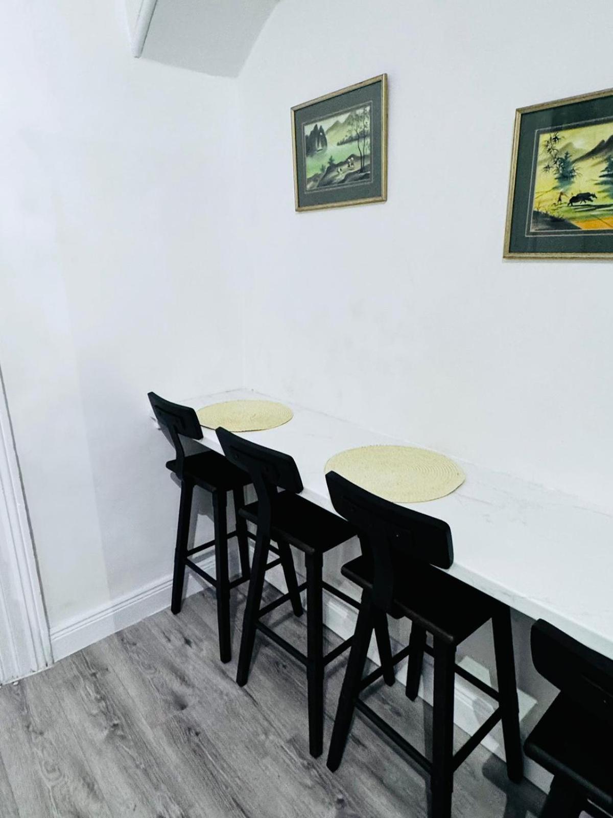 Naas Town - Budget Double Bedrooms Экстерьер фото